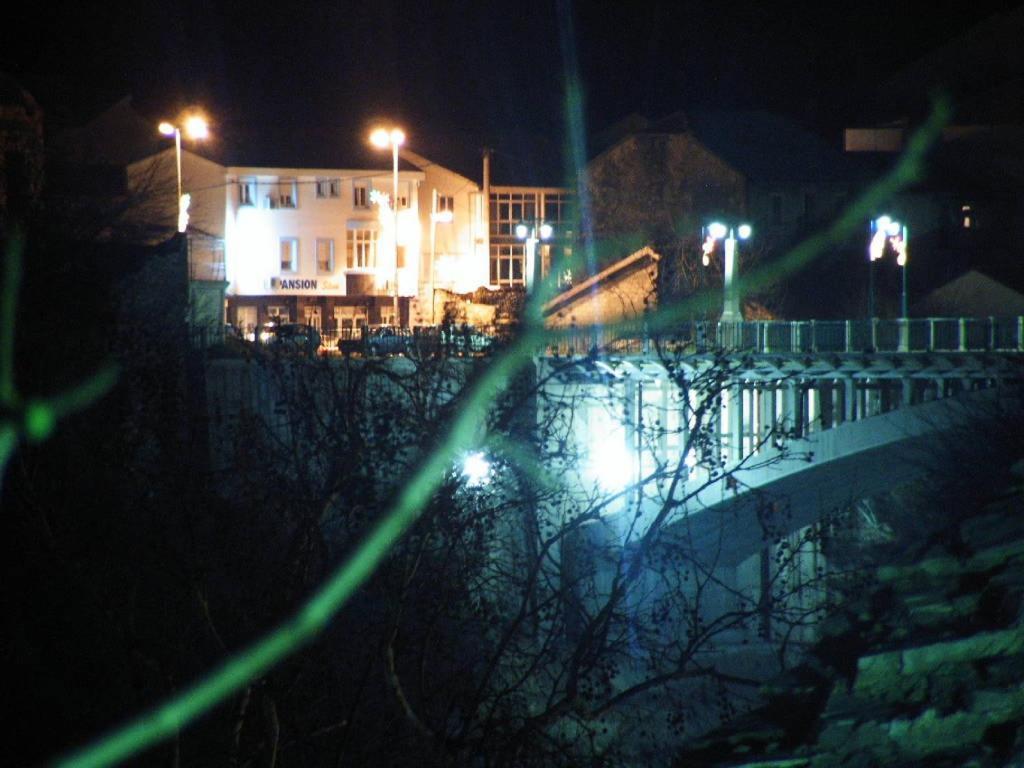 Pansion Palace Mostar Bagian luar foto