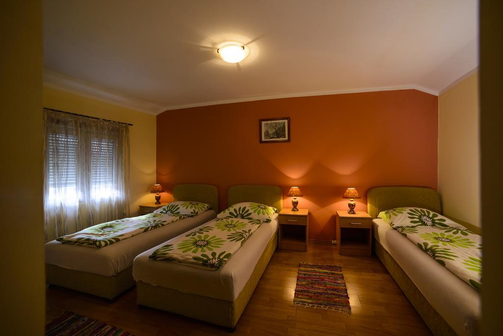 Pansion Palace Mostar Bagian luar foto